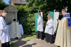 20240530_081954755_iOS